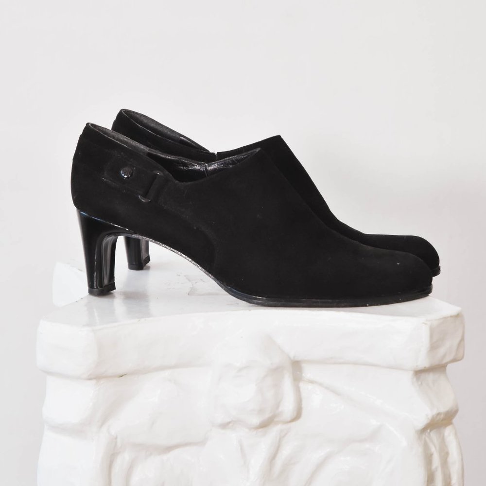 Vintage Stuart Weitzman Black Suede Ankle Boots Size 9.5